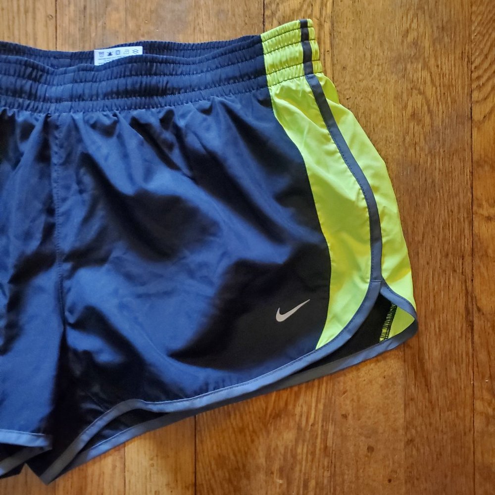 Nike Dr-Fit 2-in-1 Running Shorts - L - EUC - Picture 2 of 6